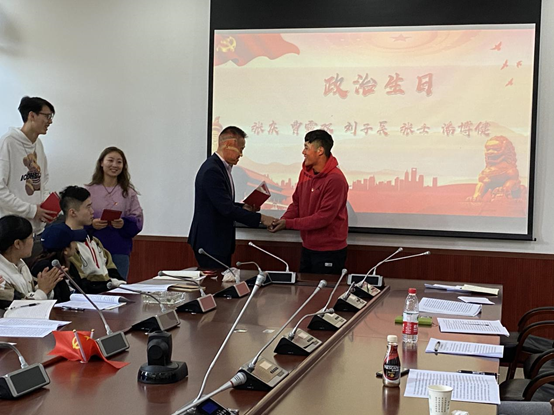 玩球直播赛事资讯平台