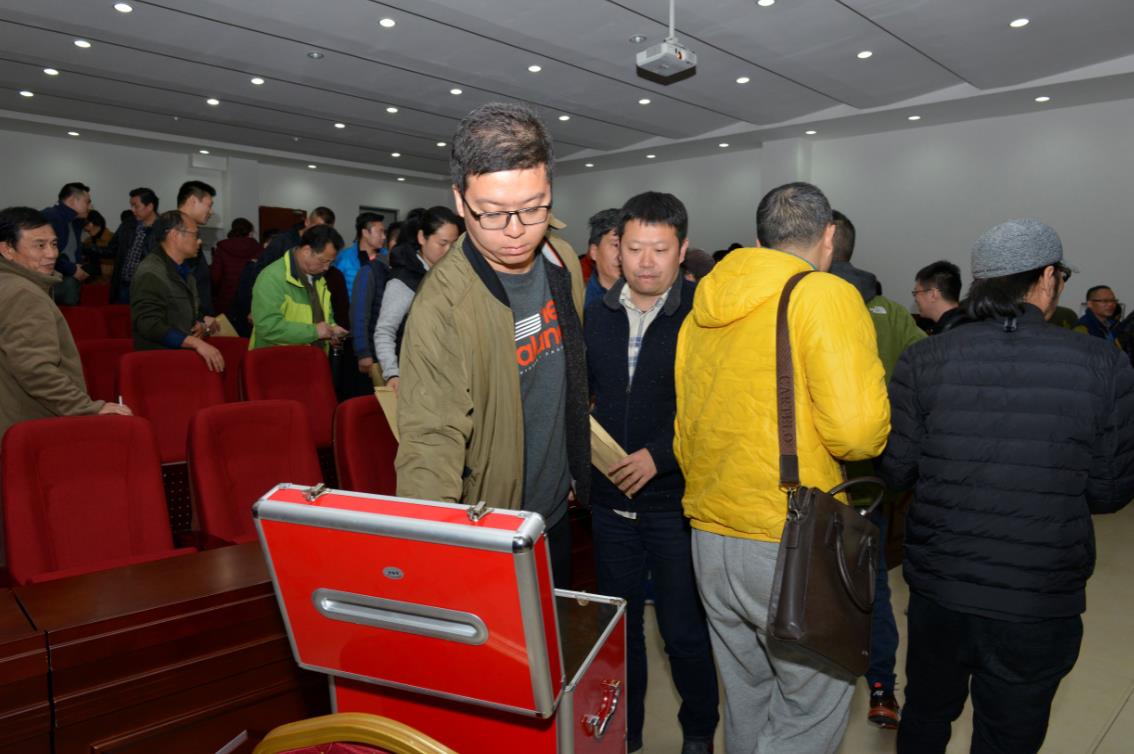 投票.JPG 玩球直播赛事资讯平台